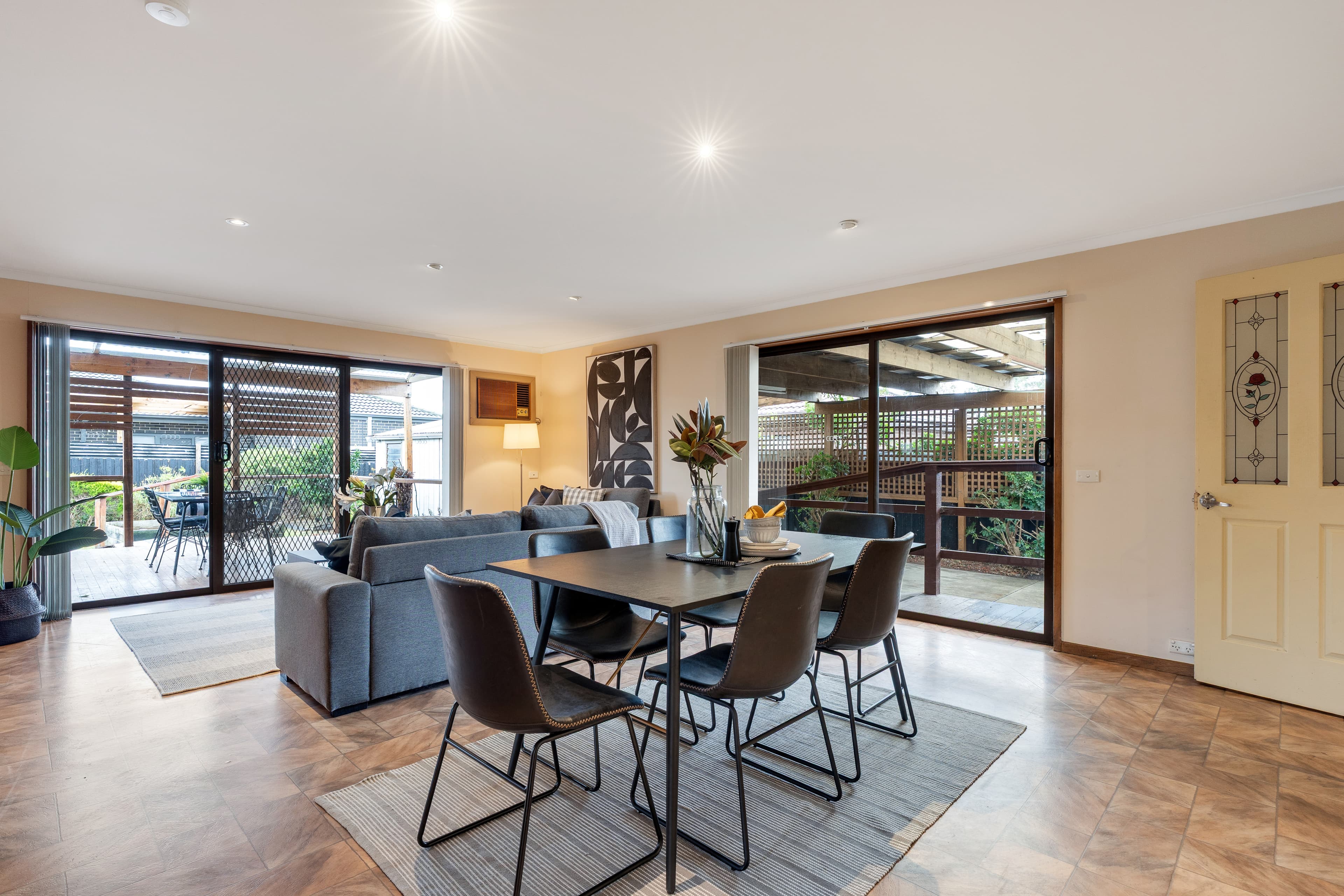 14 Medway Road, Craigieburn VIC, Craigieburn - Thumbnail 3