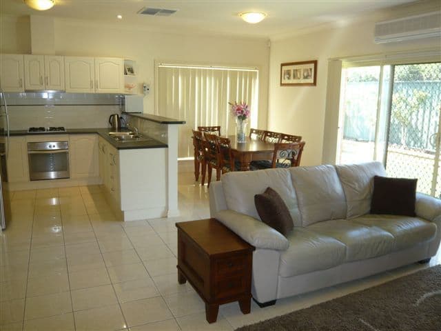 38 Avocet Drive, MAWSON LAKES SA 5095, Mawson Lakes - Thumbnail 4