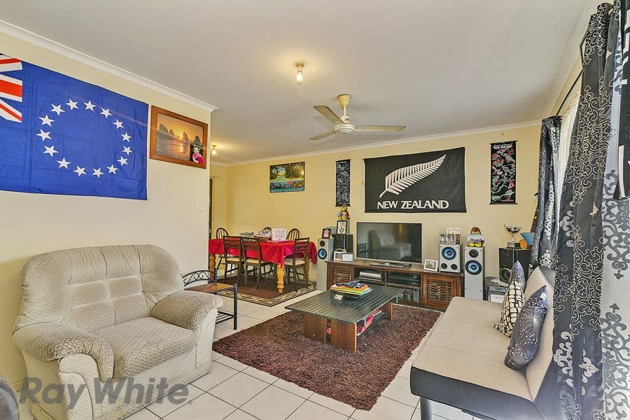 42 Strathallen Drive, Boronia Heights QLD 4124, Boronia Heights - Thumbnail 4