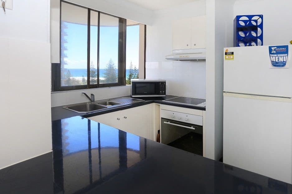 702 'Pacific Resort' 8 Albert Avenue, Broadbeach QLD 4218, Broadbeach - Thumbnail 8