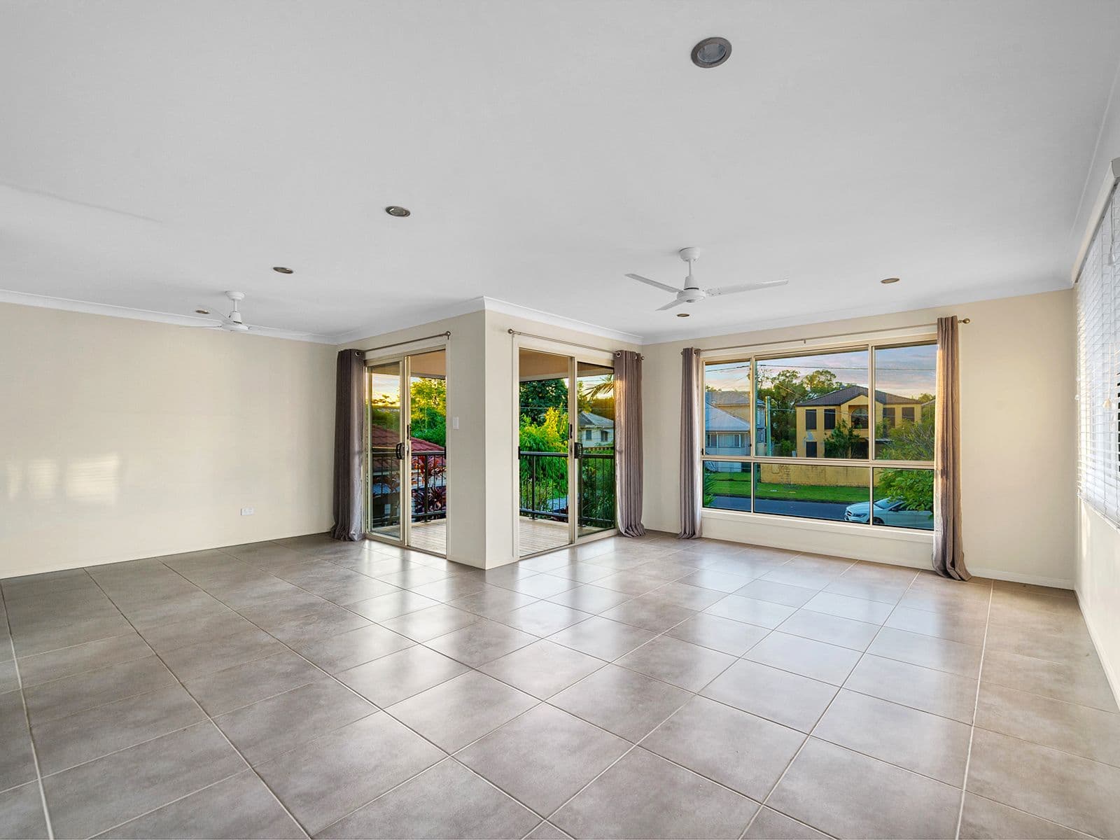 42 Lancelot Street, Tennyson QLD 4105, Tennyson - Thumbnail 4