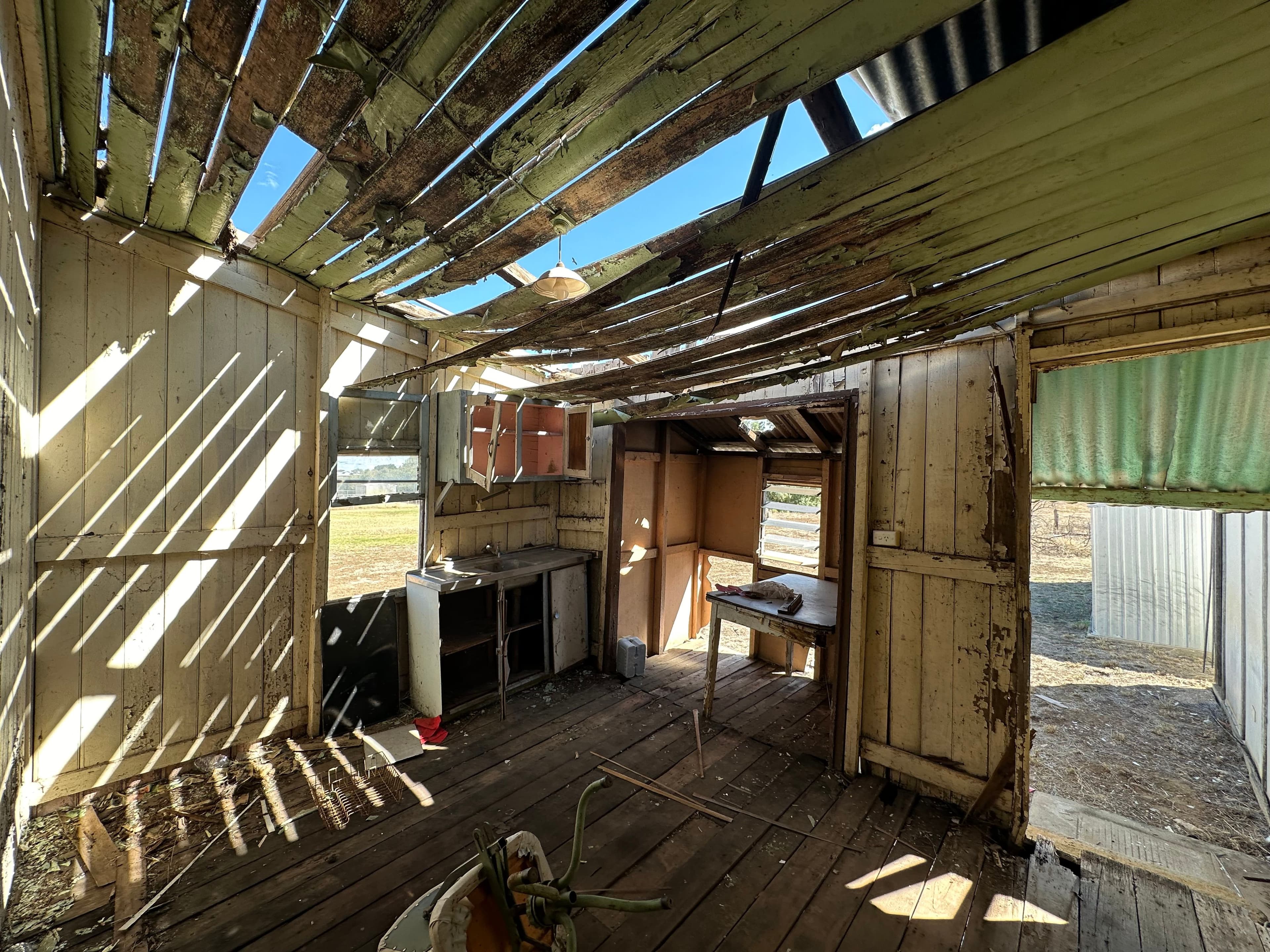 22 Porter Street, Aramac QLD 4726, Aramac - Thumbnail 2