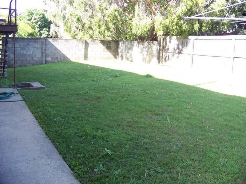 14 Goss Avenue, LABRADOR QLD 4215, Labrador - Thumbnail 2