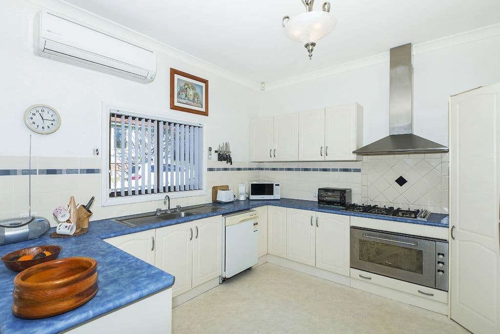 3 Otty's Lane, Fennell Bay NSW 2283, Fennell Bay - Thumbnail 4