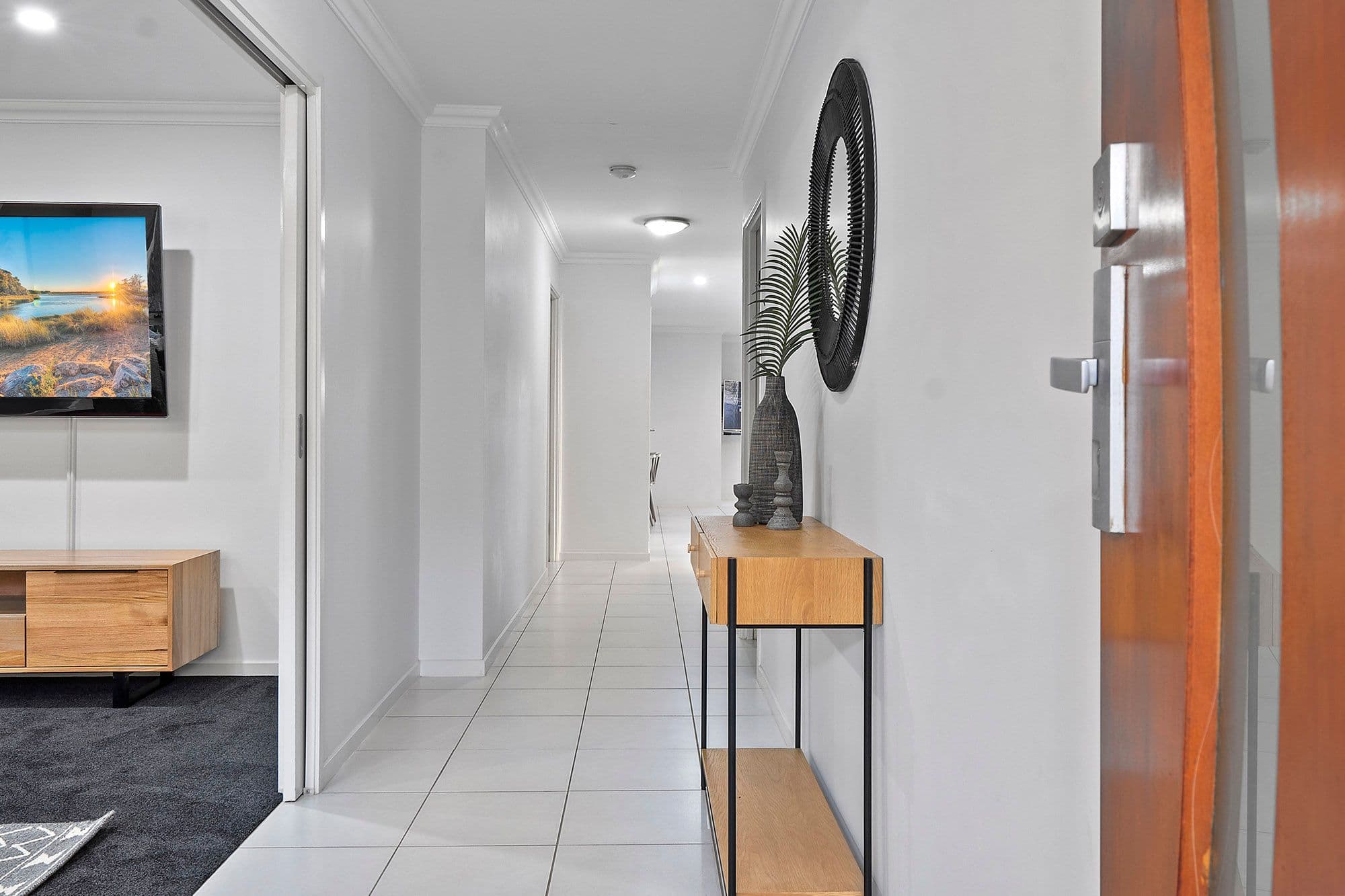 25 Taylor Place, Mackenzie QLD 4156, Mackenzie - Thumbnail 2