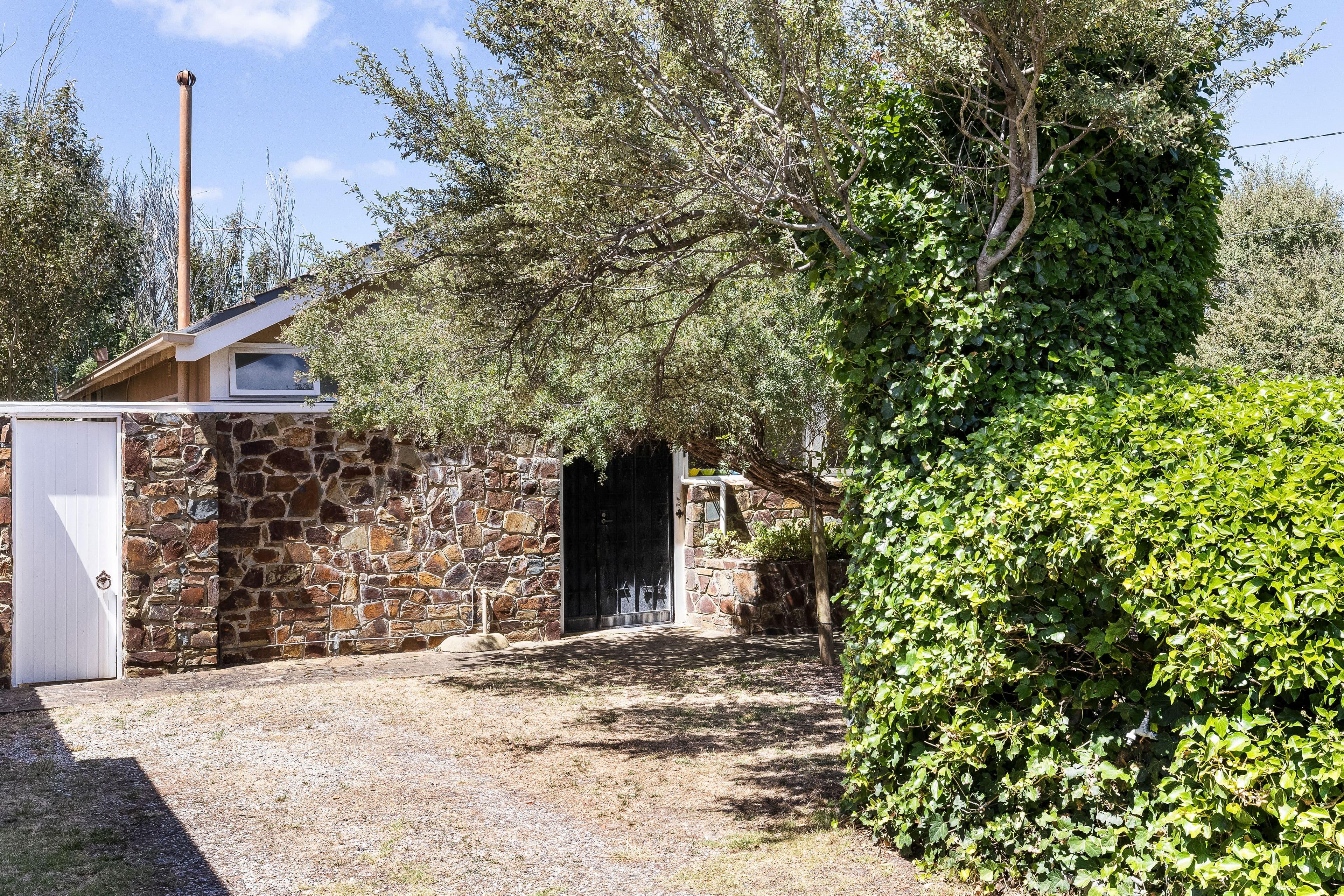 93 Gould Street, Frankston VIC 3199, Frankston - Thumbnail 2