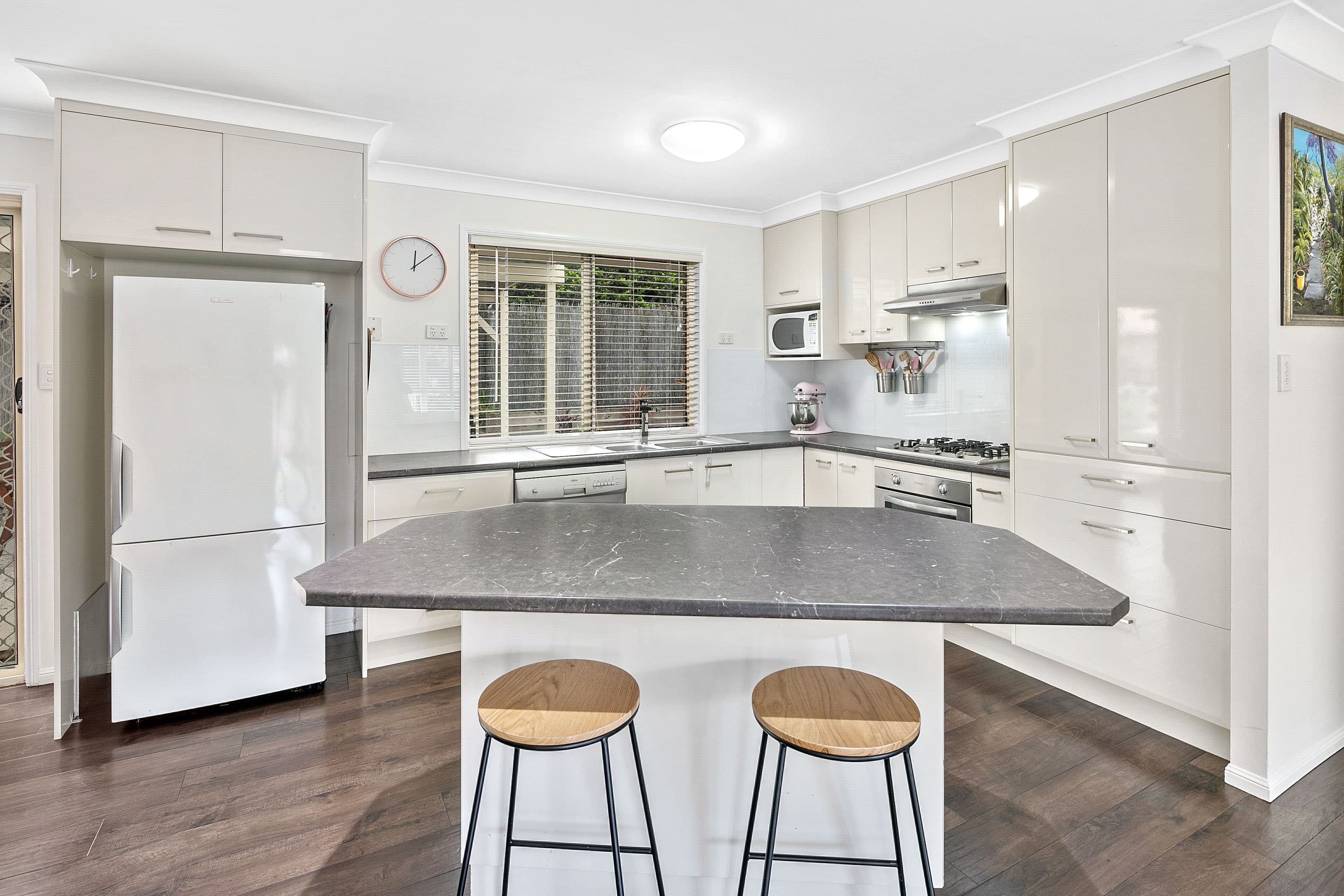 11 Carissa Street, Mount Cotton QLD 4165, Mount Cotton - Thumbnail 2