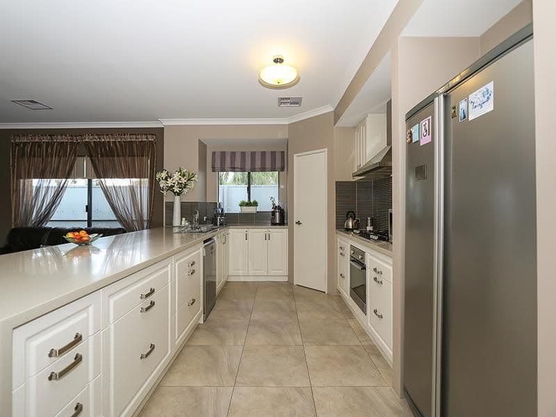 8 Seine Mews, Champion Lakes WA 6111, Champion Lakes - Thumbnail 3