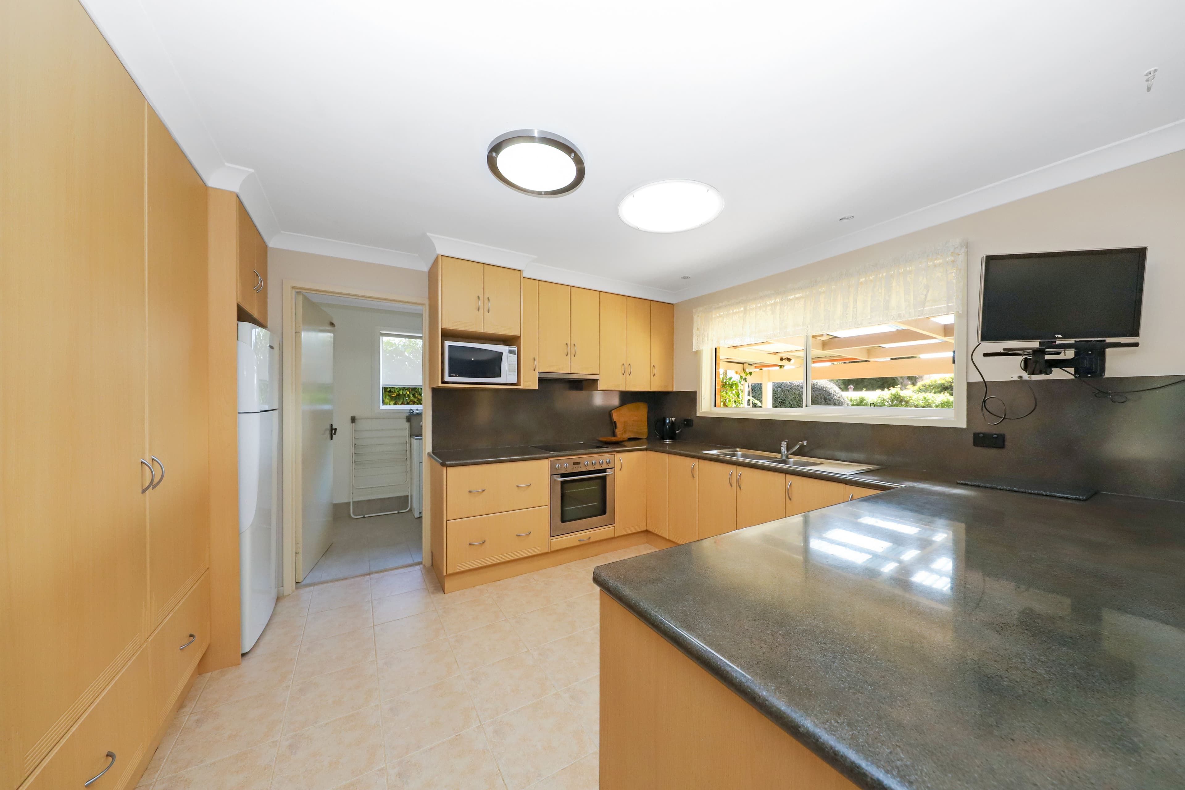22 Wattle Crescent, Tumut NSW 2720, Tumut - Thumbnail 3