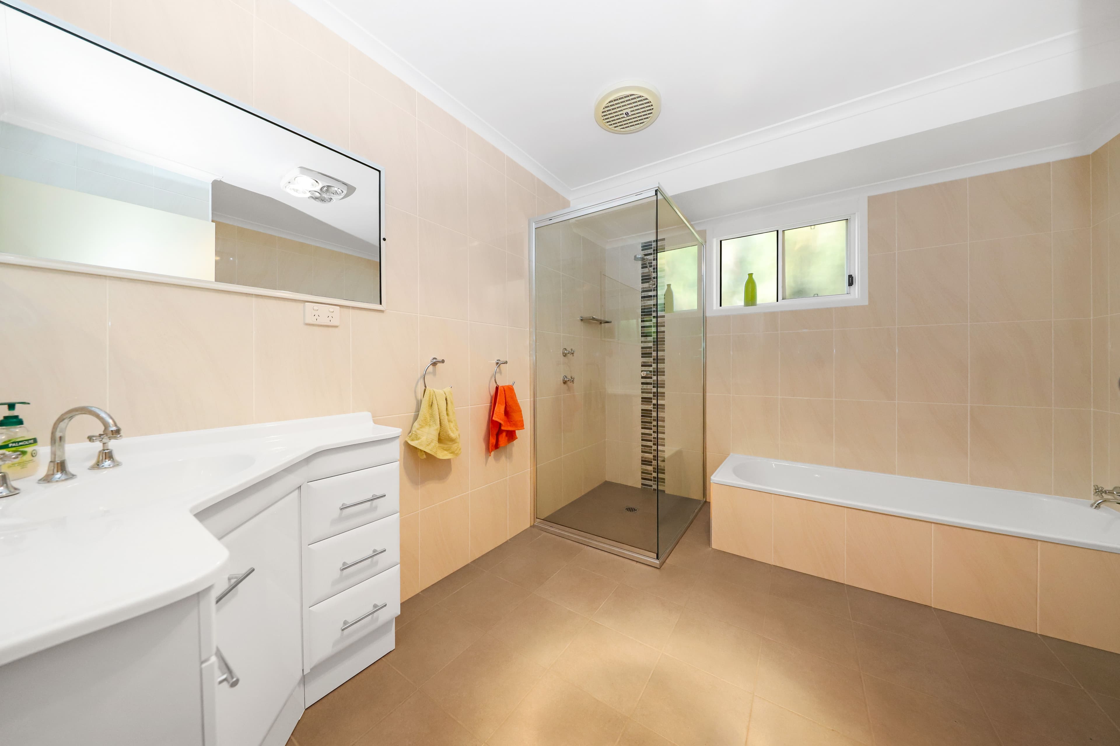 22 Wattle Crescent, Tumut NSW 2720, Tumut - Thumbnail 6