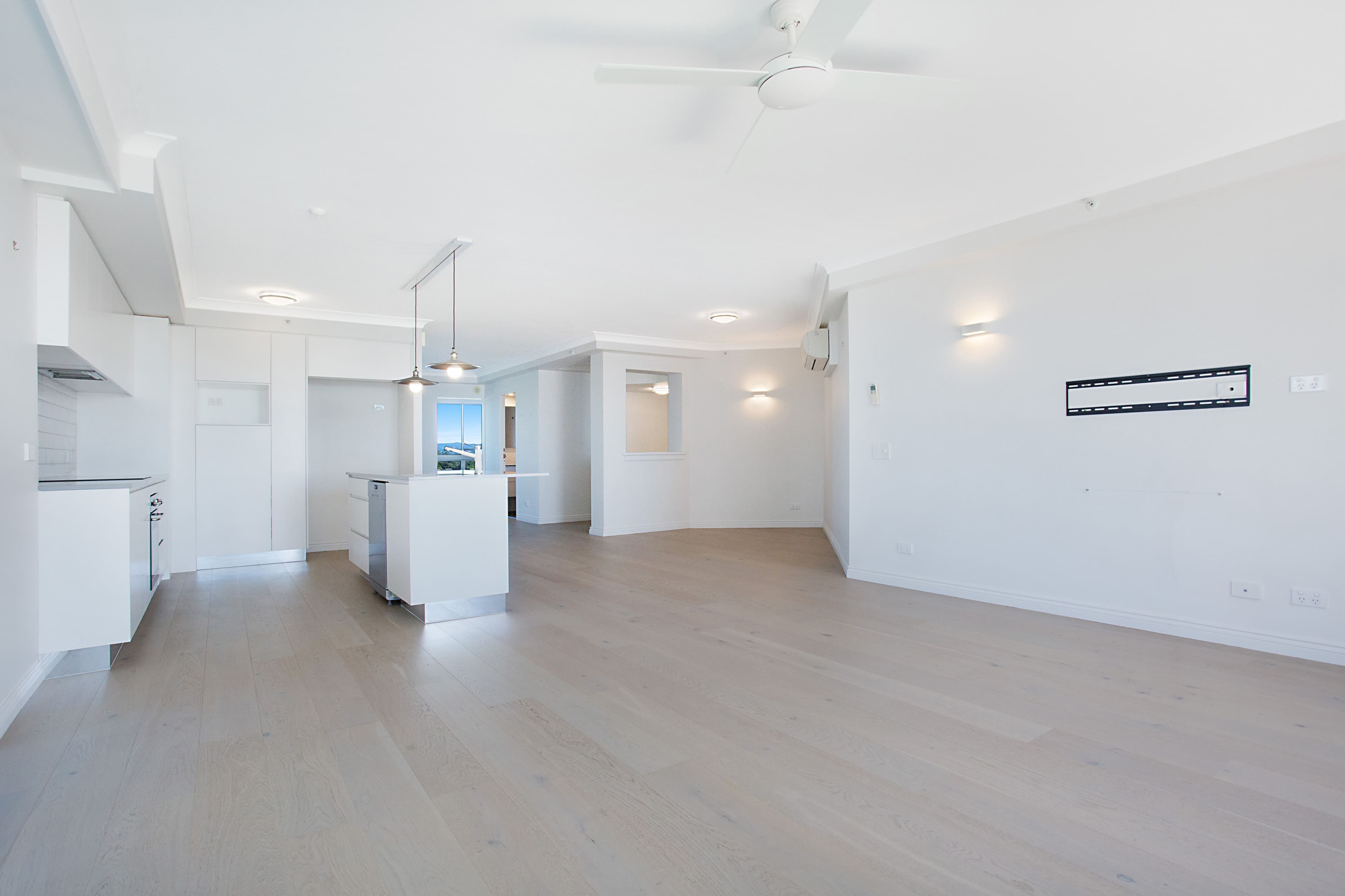 80 'Oceana On Broadbeach' 100 Old Burleigh Road, Broadbeach QLD 4218, Broadbeach - Thumbnail 4