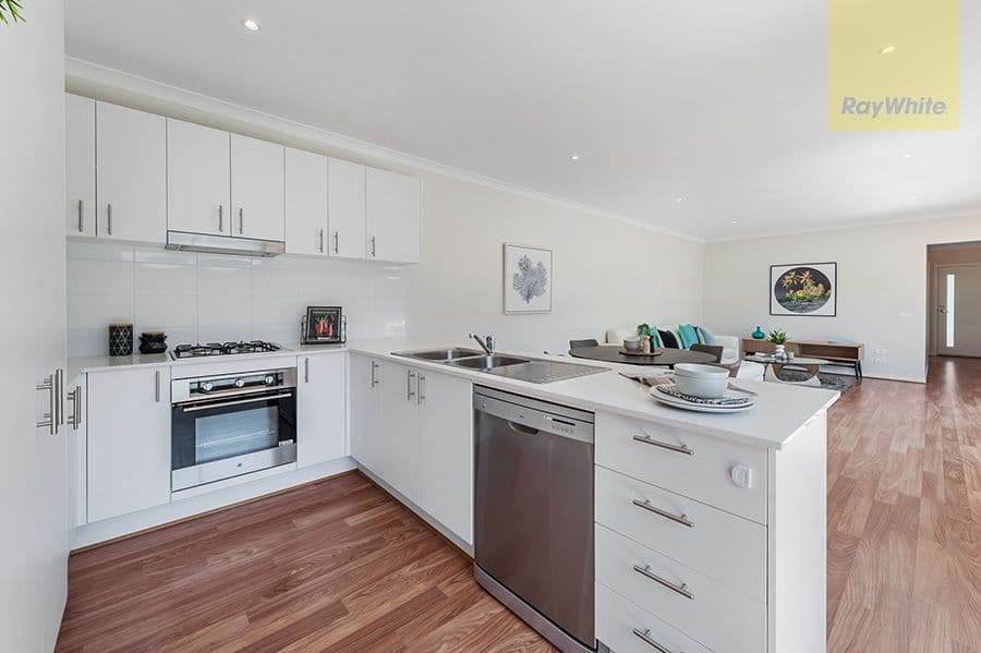 9 Saint Road, Craigieburn VIC 3064, Craigieburn - Thumbnail 2
