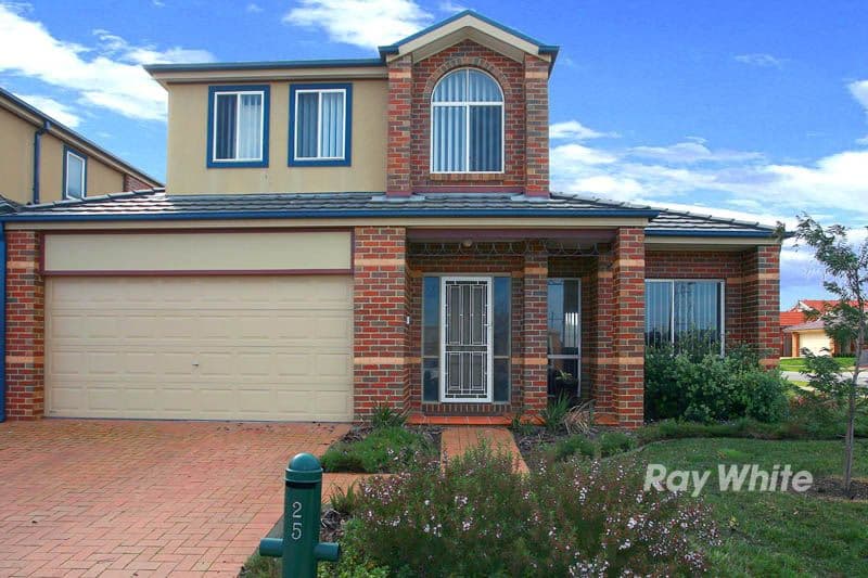 25 Boronia Avenue, CRANBOURNE VIC 3977, Cranbourne - Image 1
