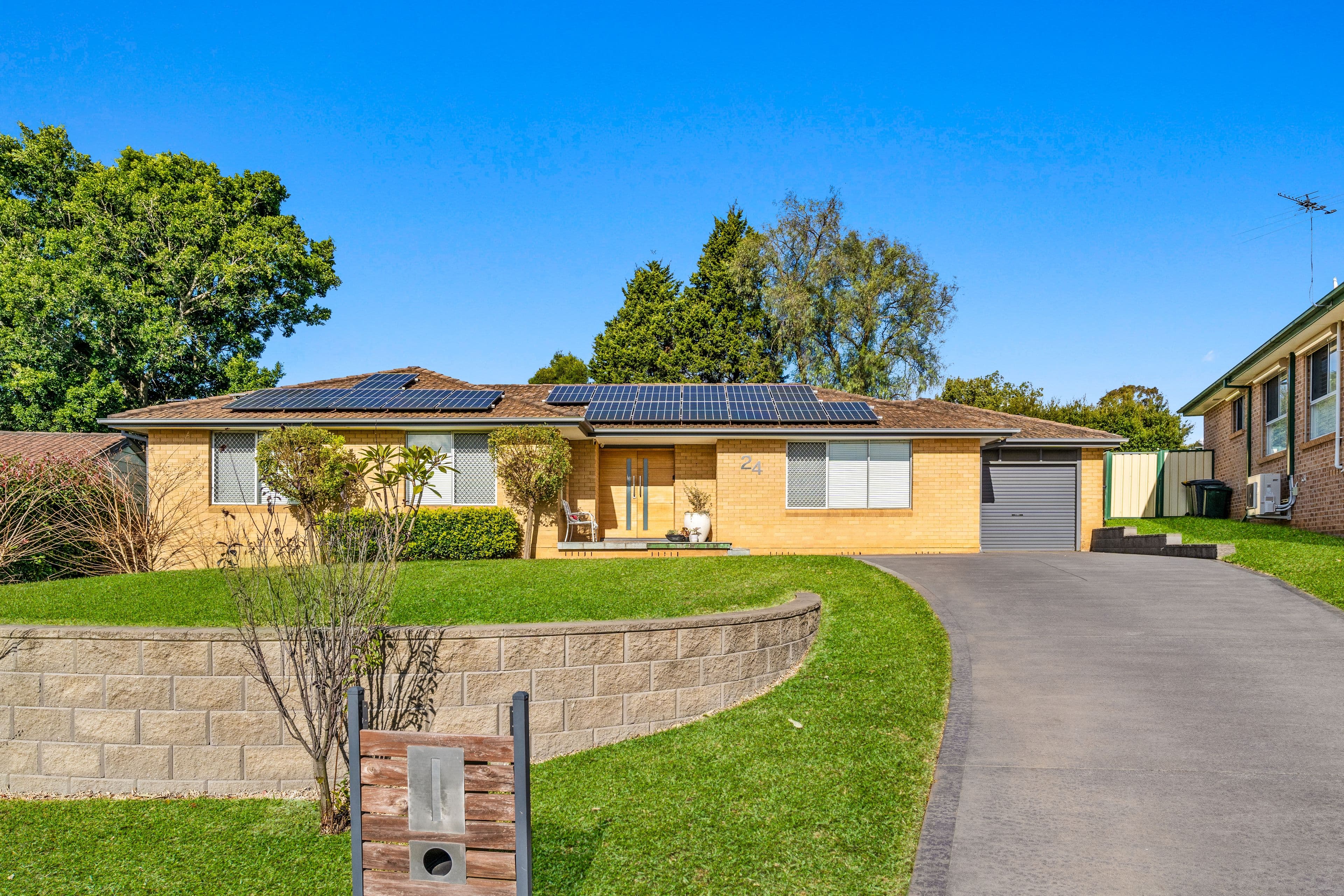 24 Elgata Crescent, Bradbury NSW 2560, Bradbury - Image 1
