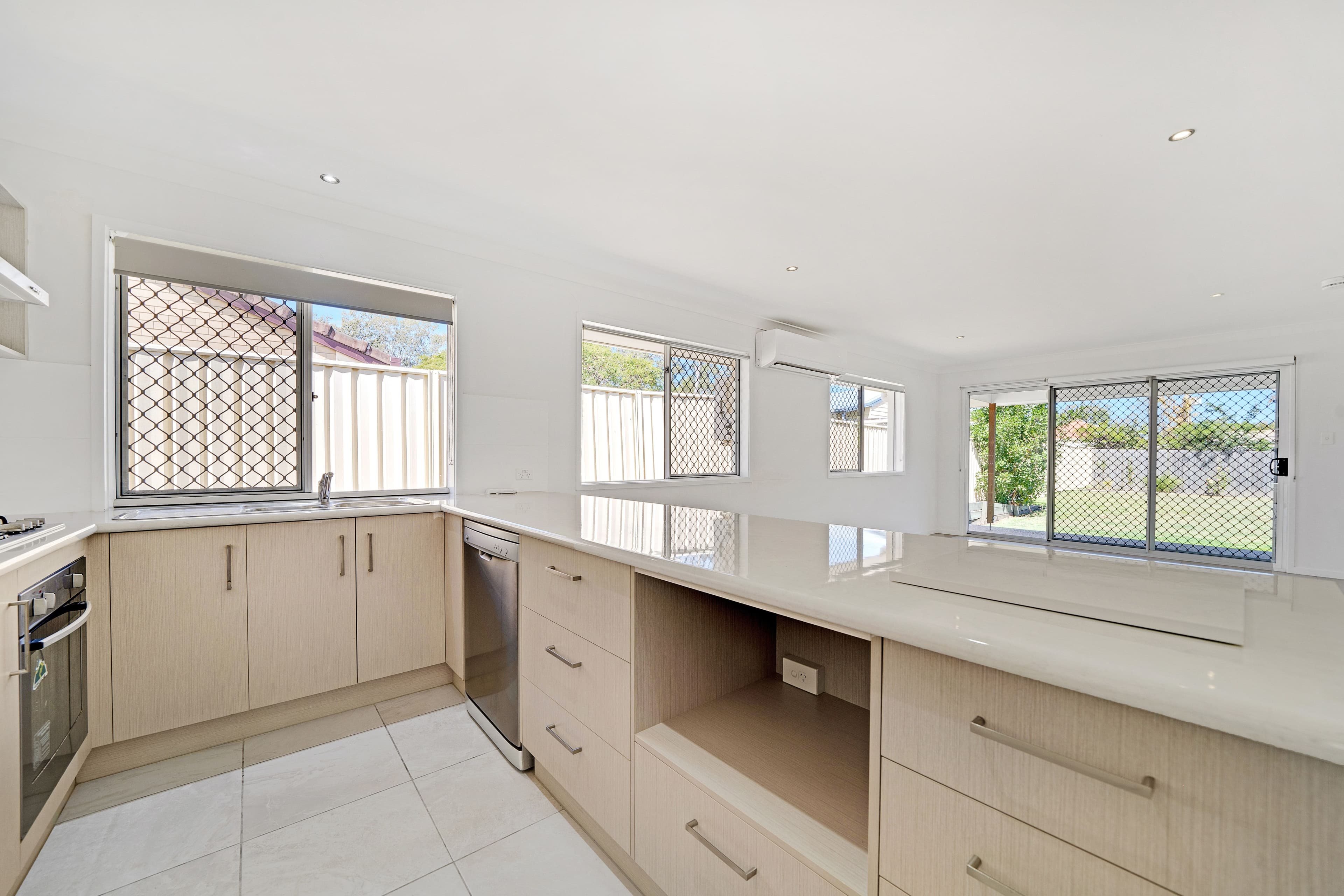 50 Russell Drive, Redbank Plains QLD 4301, Redbank Plains - Thumbnail 2