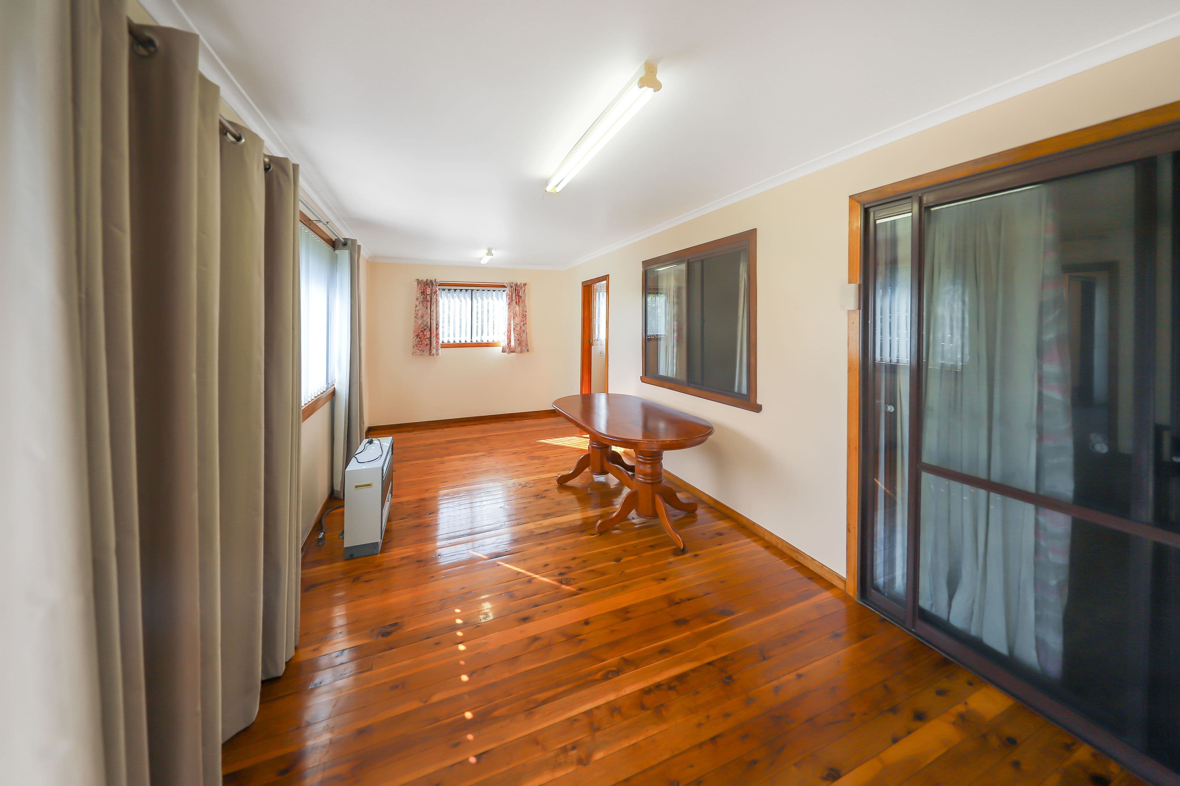 85 Clarke Street, Tumut NSW 2720, Tumut - Thumbnail 5