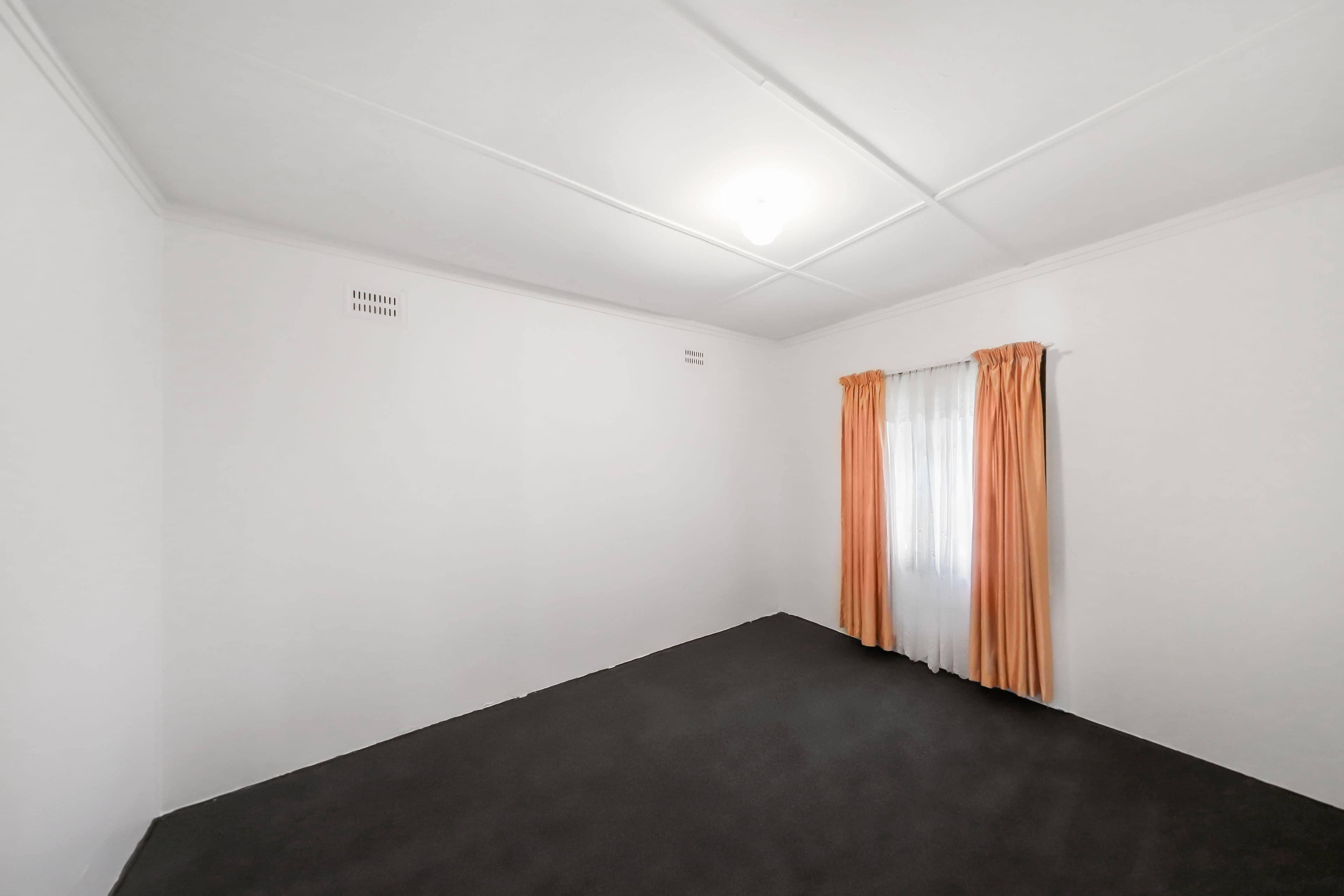 85 Clarke Street, Tumut NSW 2720, Tumut - Thumbnail 7