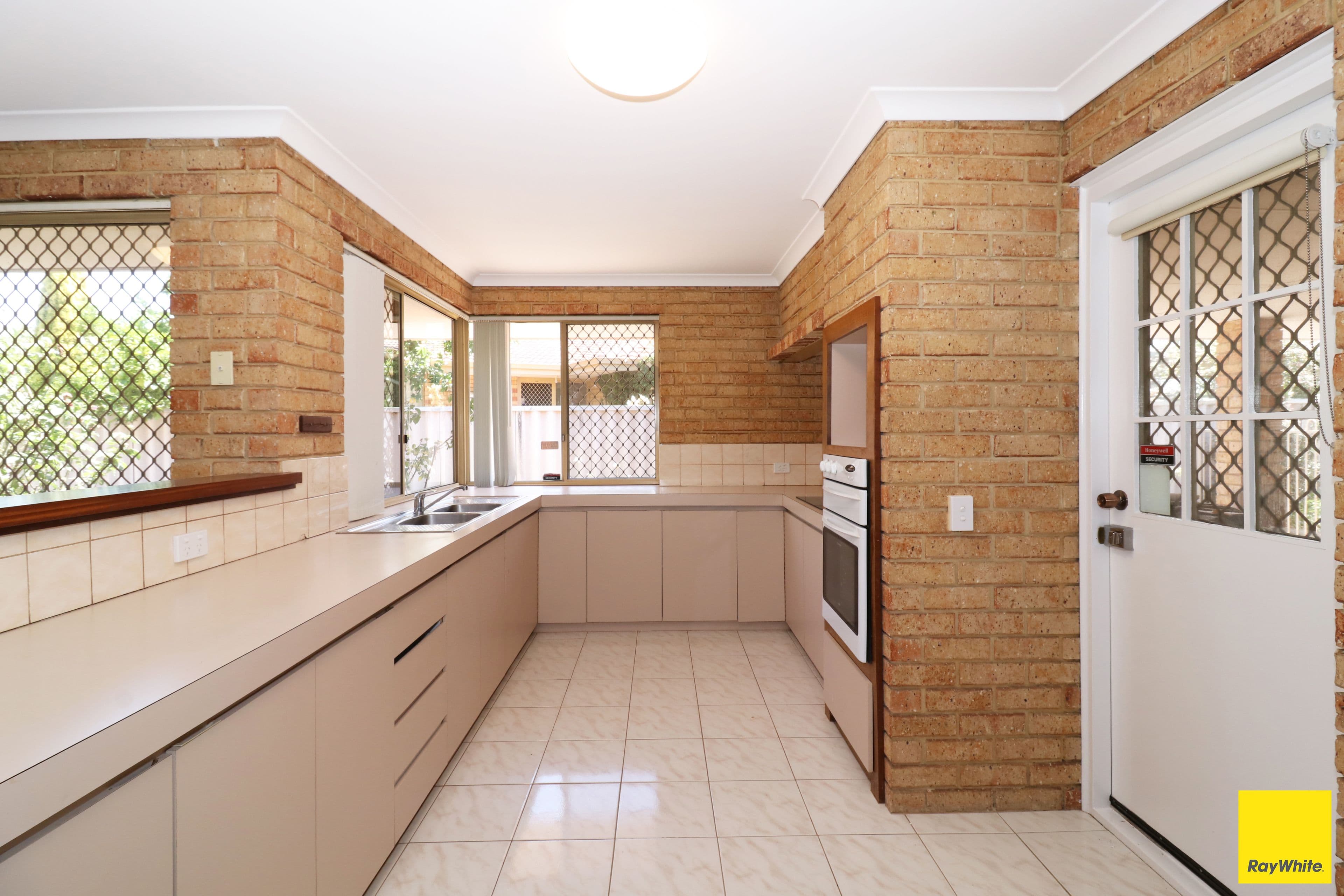 13 Hertz Way, Morley WA 6062, Morley - Thumbnail 6