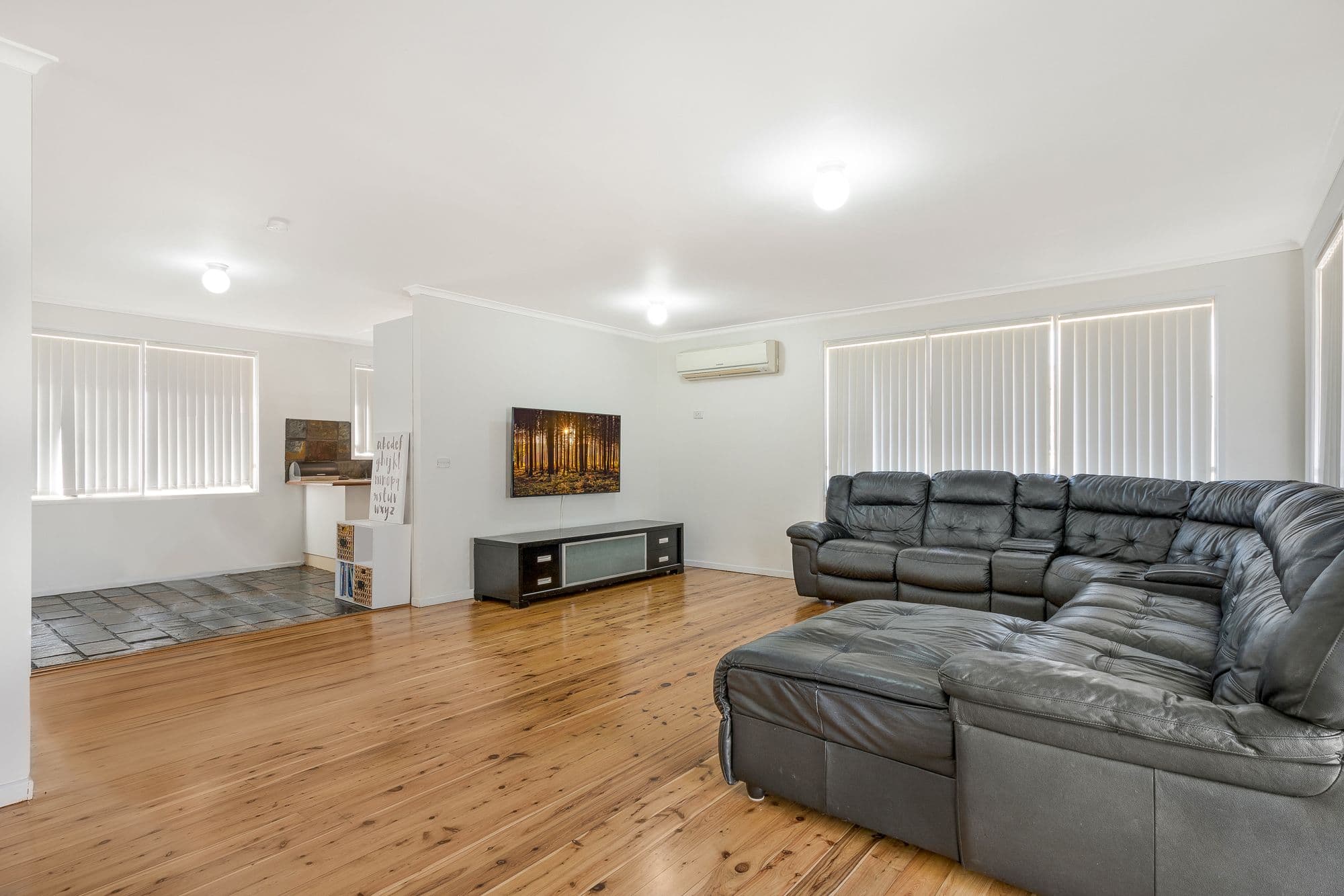 Ruse NSW 2560, Ruse - Thumbnail 4