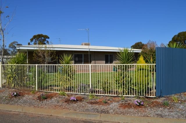 8 Ptilotus Crescent, Kambalda West WA 6442, Kambalda West - Image 1