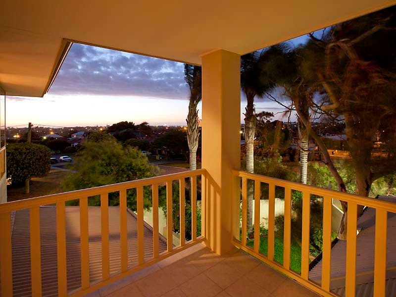 167 St Brigids Terrace, SCARBOROUGH WA 6019, Scarborough - Thumbnail 4