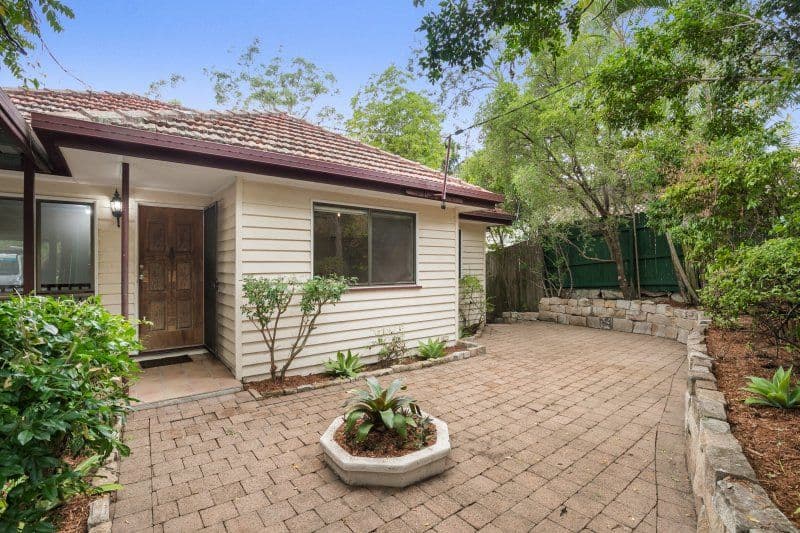 15 Julie Street, Indooroopilly QLD 4068, Indooroopilly - Thumbnail 2