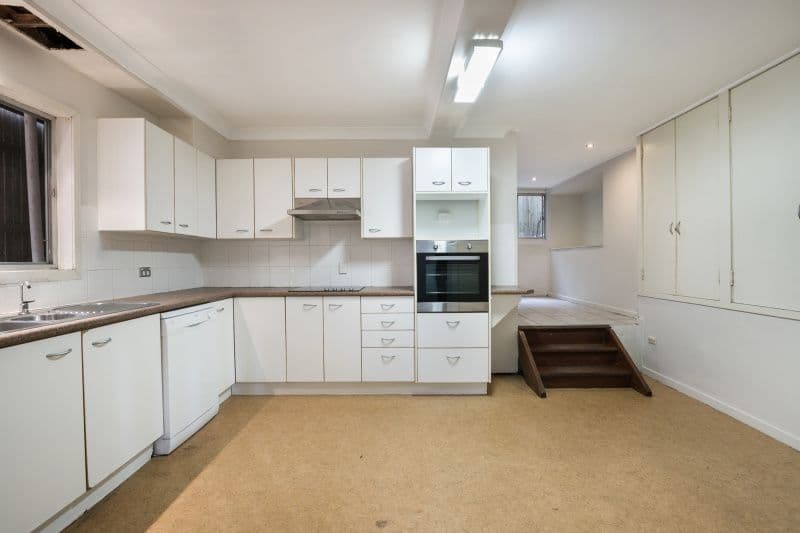 15 Julie Street, Indooroopilly QLD 4068, Indooroopilly - Thumbnail 8