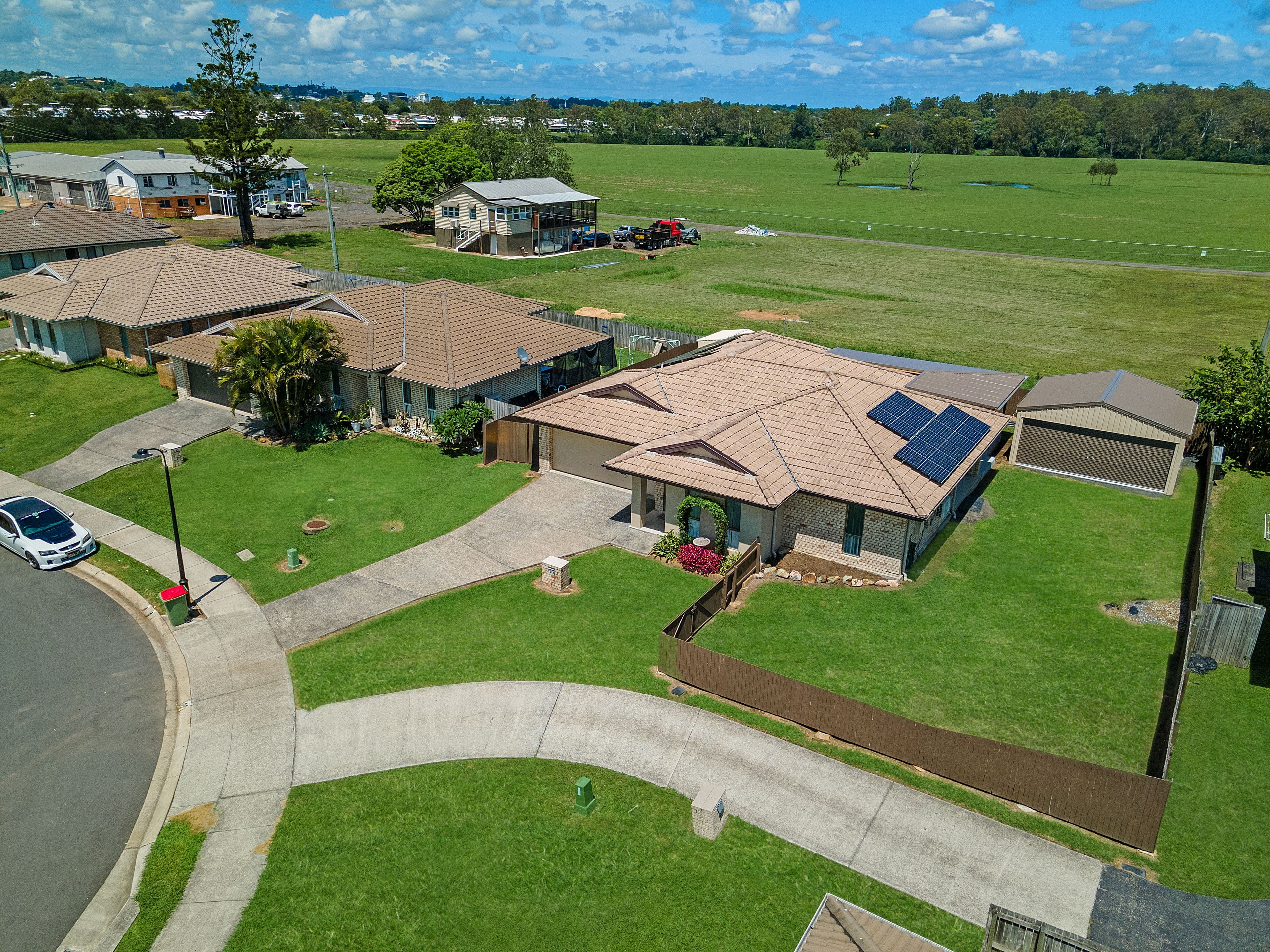 60 Vivian Hancock Drive, North Booval QLD 4304, North Booval - Thumbnail 4