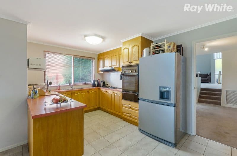 12 Van Haaster Court, Rowville VIC 3178, Rowville - Thumbnail 2