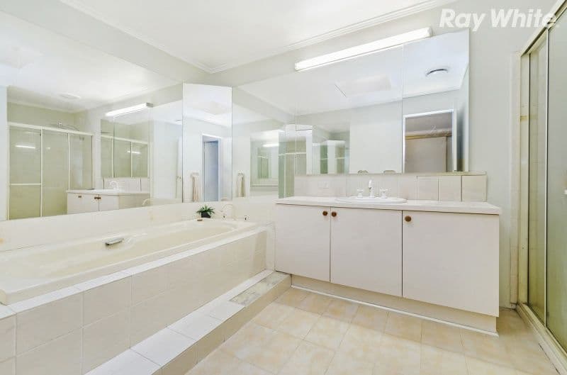 12 Van Haaster Court, Rowville VIC 3178, Rowville - Thumbnail 6