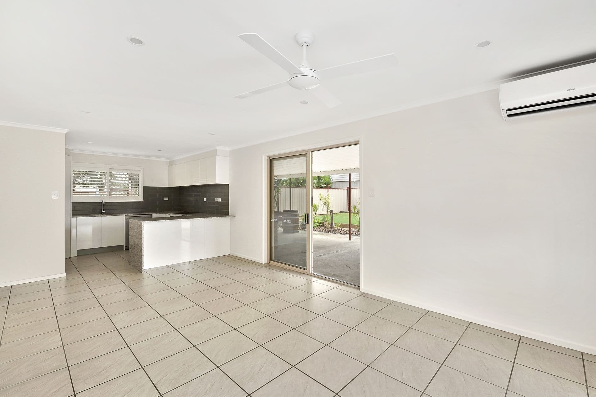 12 Monarch Drive, Deception Bay QLD 4508, Deception Bay - Thumbnail 4