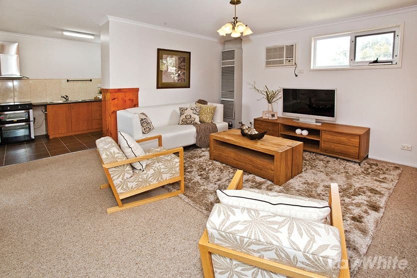 33 Northam Street, Glen Waverley VIC 3150, Glen Waverley - Thumbnail 6