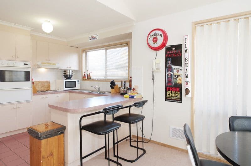 6-8  Corangamite Drive, CORIO VIC 3214, Corio - Thumbnail 6