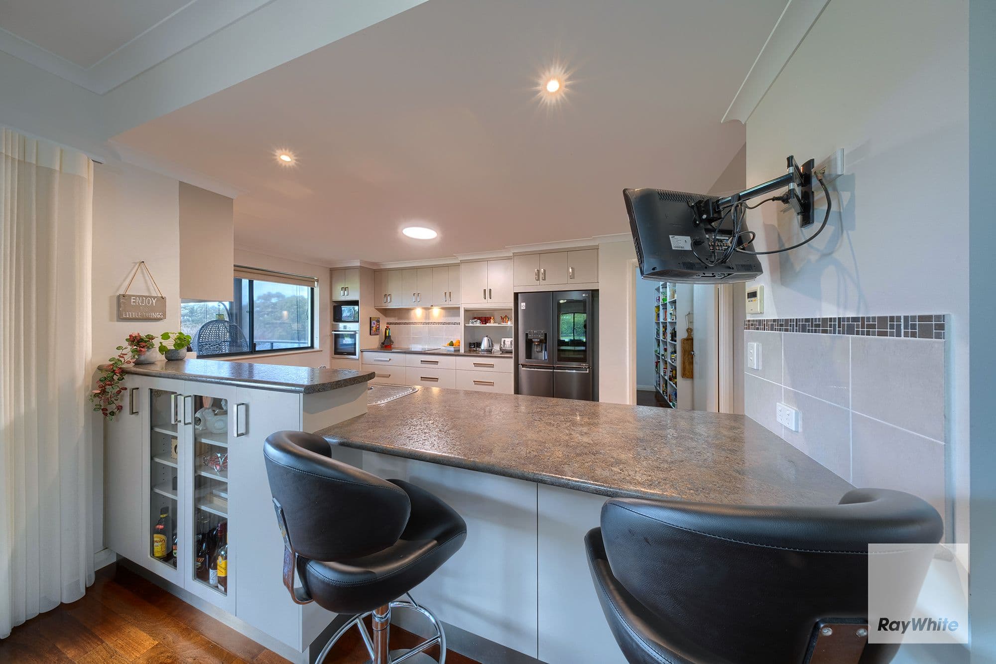 10 Warrenup Place, Warrenup WA 6330, Warrenup - Thumbnail 6