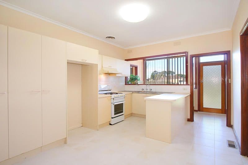 8 Kionga Street, CLAYTON VIC 3168, Clayton - Thumbnail 4