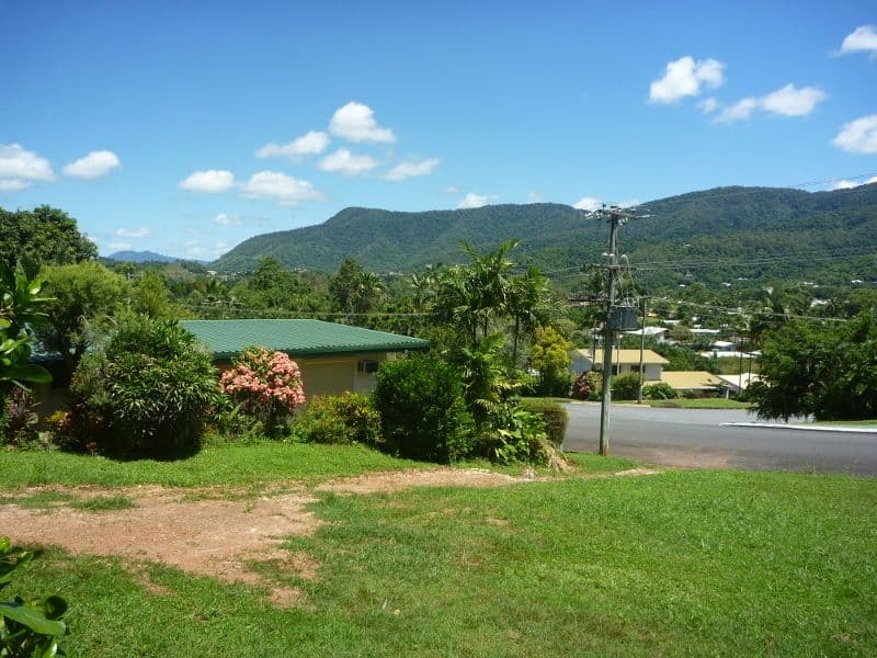 14 Bremner Street, MOOROOBOOL QLD 4870, Mooroobool - Thumbnail 7