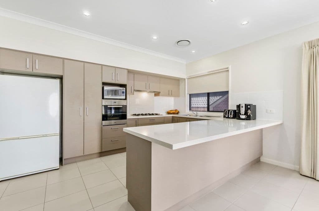 3 Hubbard Avenue, Horsley - Thumbnail 8