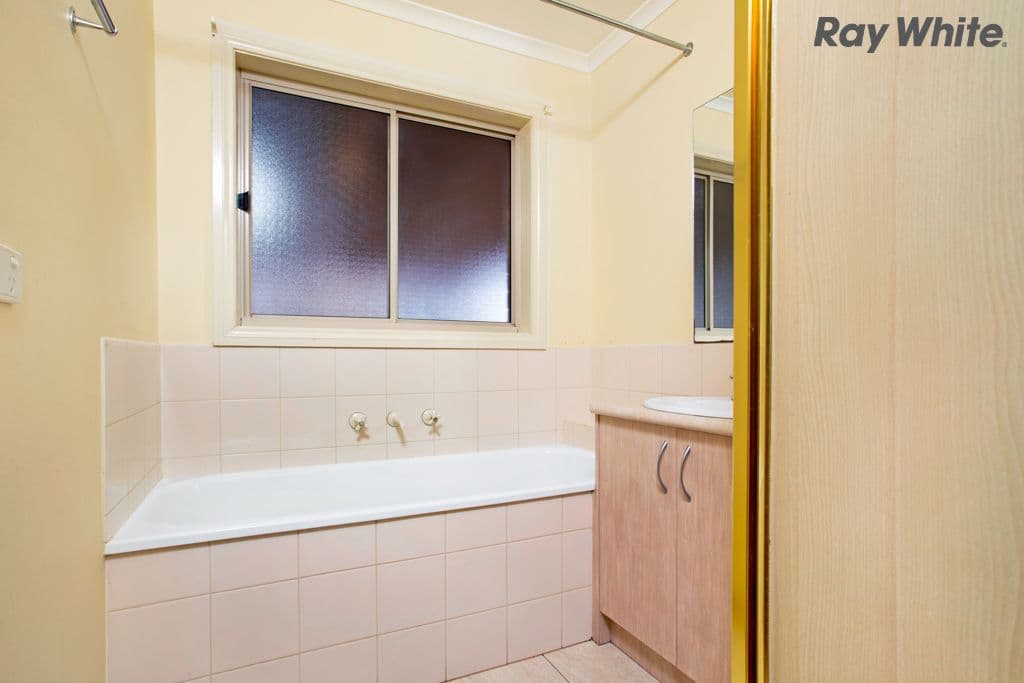 37 Hammerwood Avenue, Derrimut VIC 3030, Derrimut - Thumbnail 6