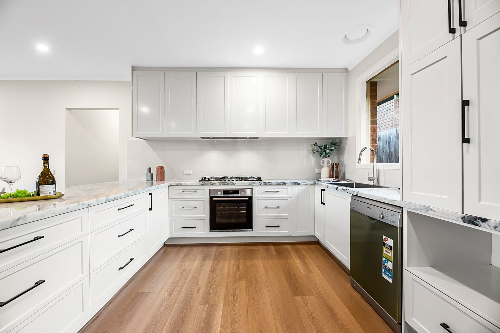 7 Settlers Court, Vermont South VIC 3133, Vermont South - Thumbnail 7
