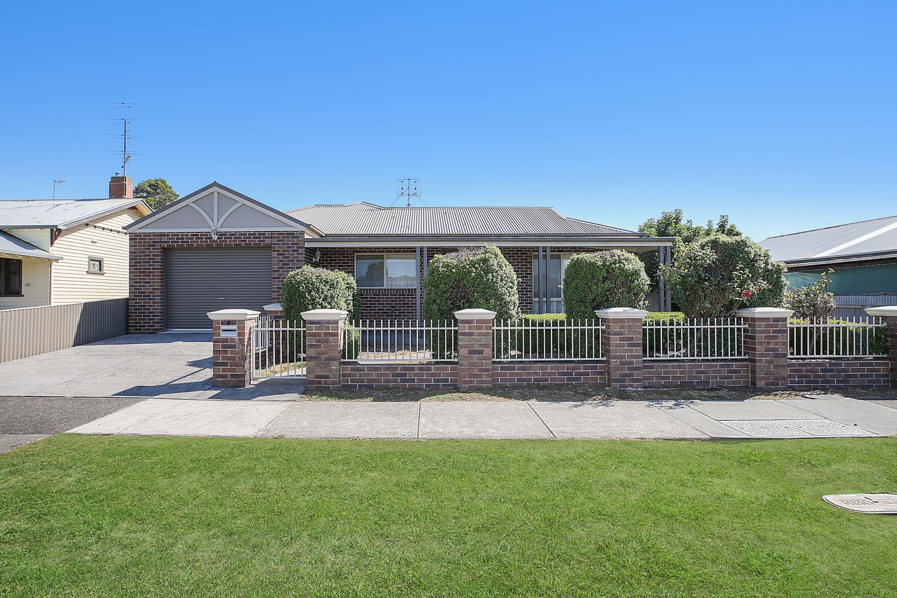 24 Parrott Street, Cobden VIC 3266, Cobden - Image 1
