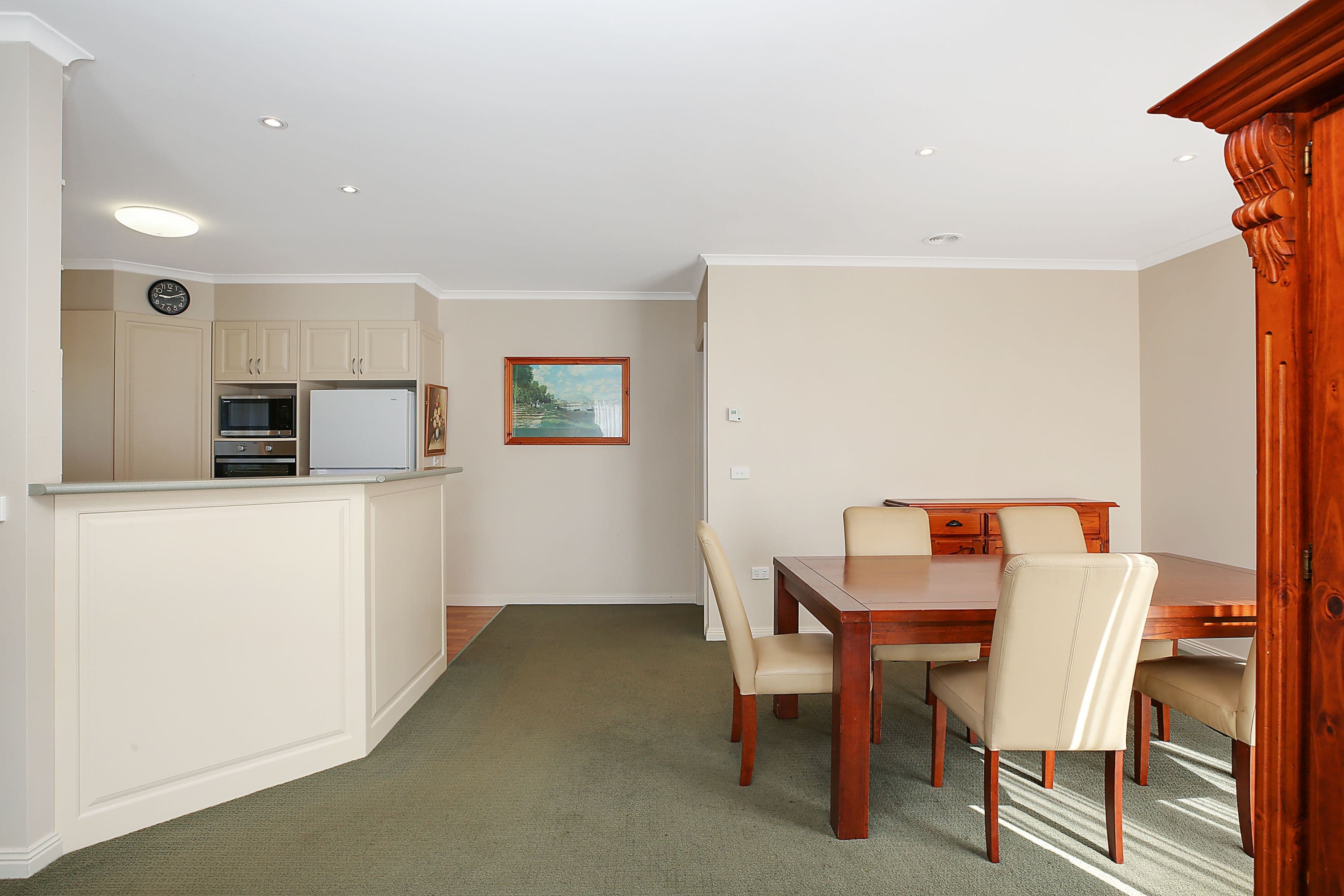 24 Parrott Street, Cobden VIC 3266, Cobden - Thumbnail 5