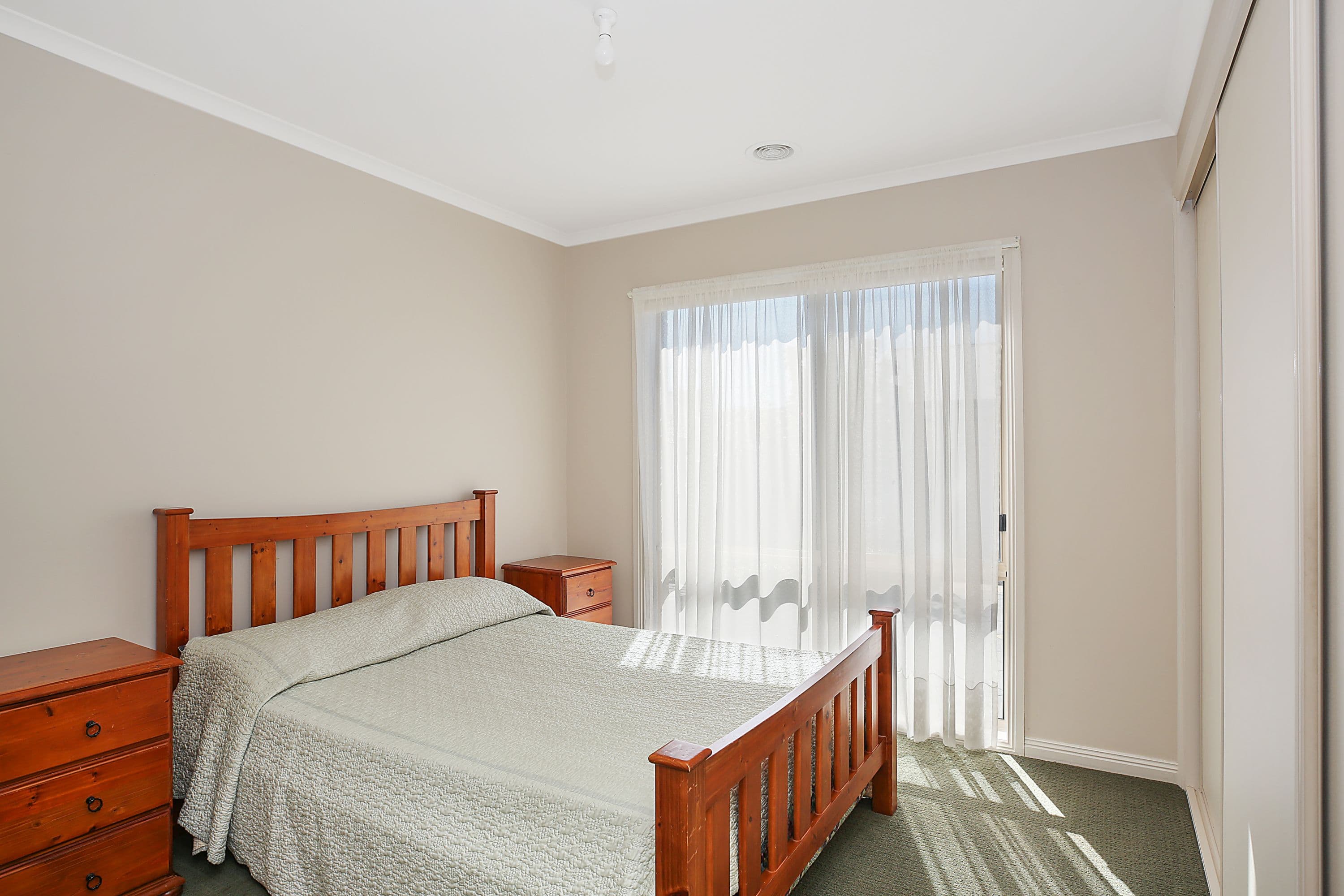 24 Parrott Street, Cobden VIC 3266, Cobden - Thumbnail 7