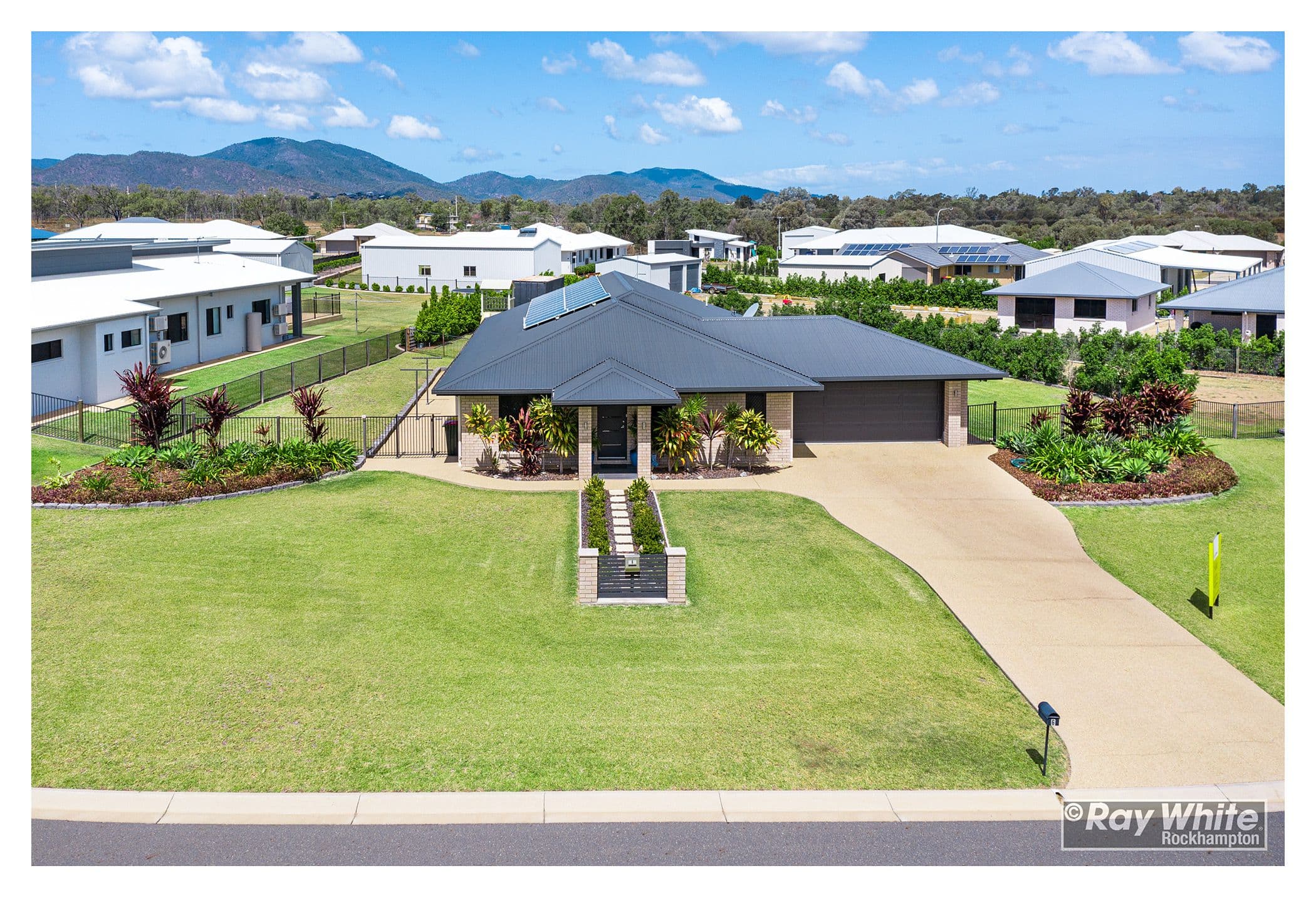 6 Peregrin Court, Parkhurst QLD 4702, Parkhurst - Image 1