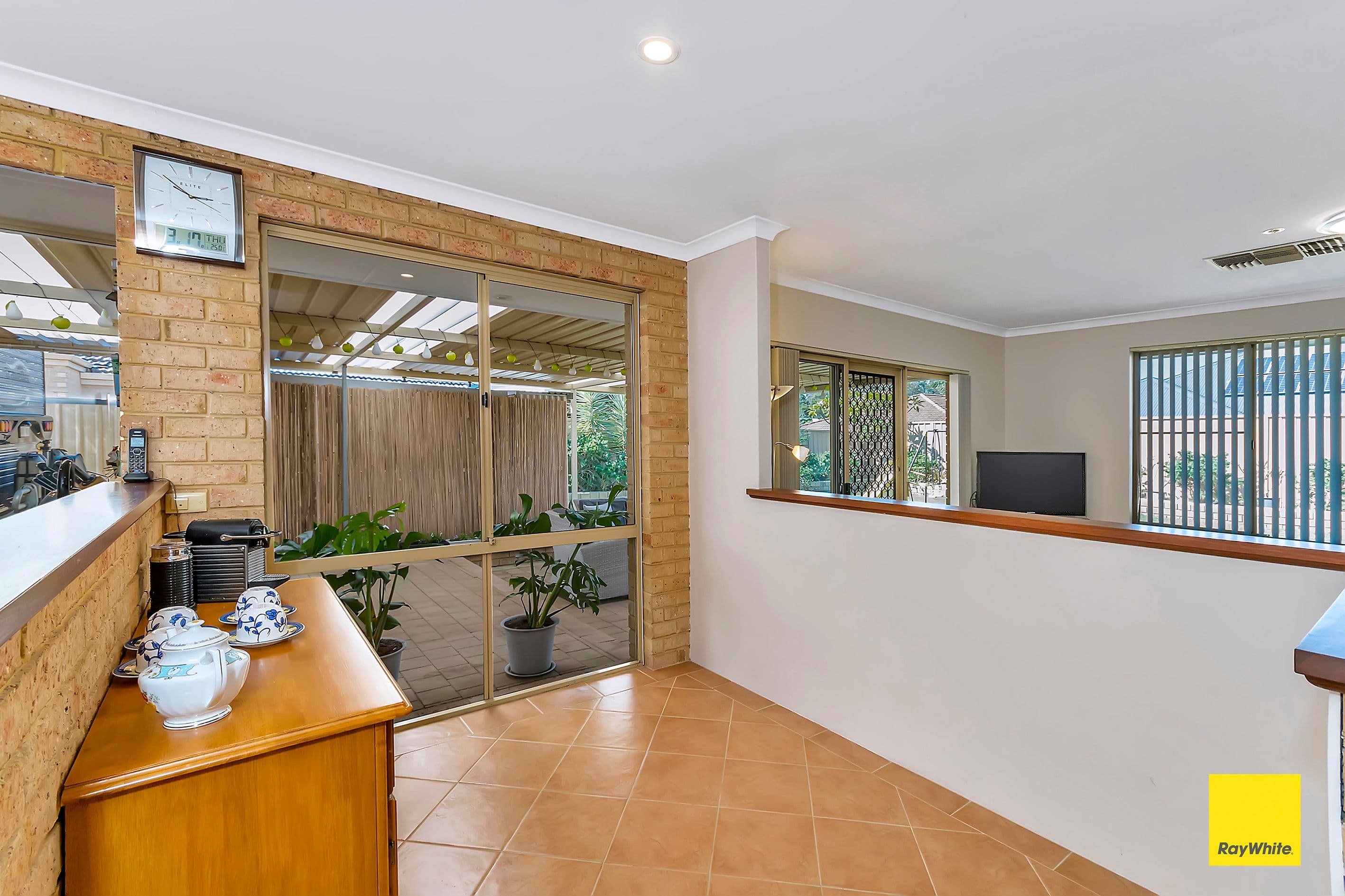37 Cassia Way, Morley WA 6062, Morley - Thumbnail 6