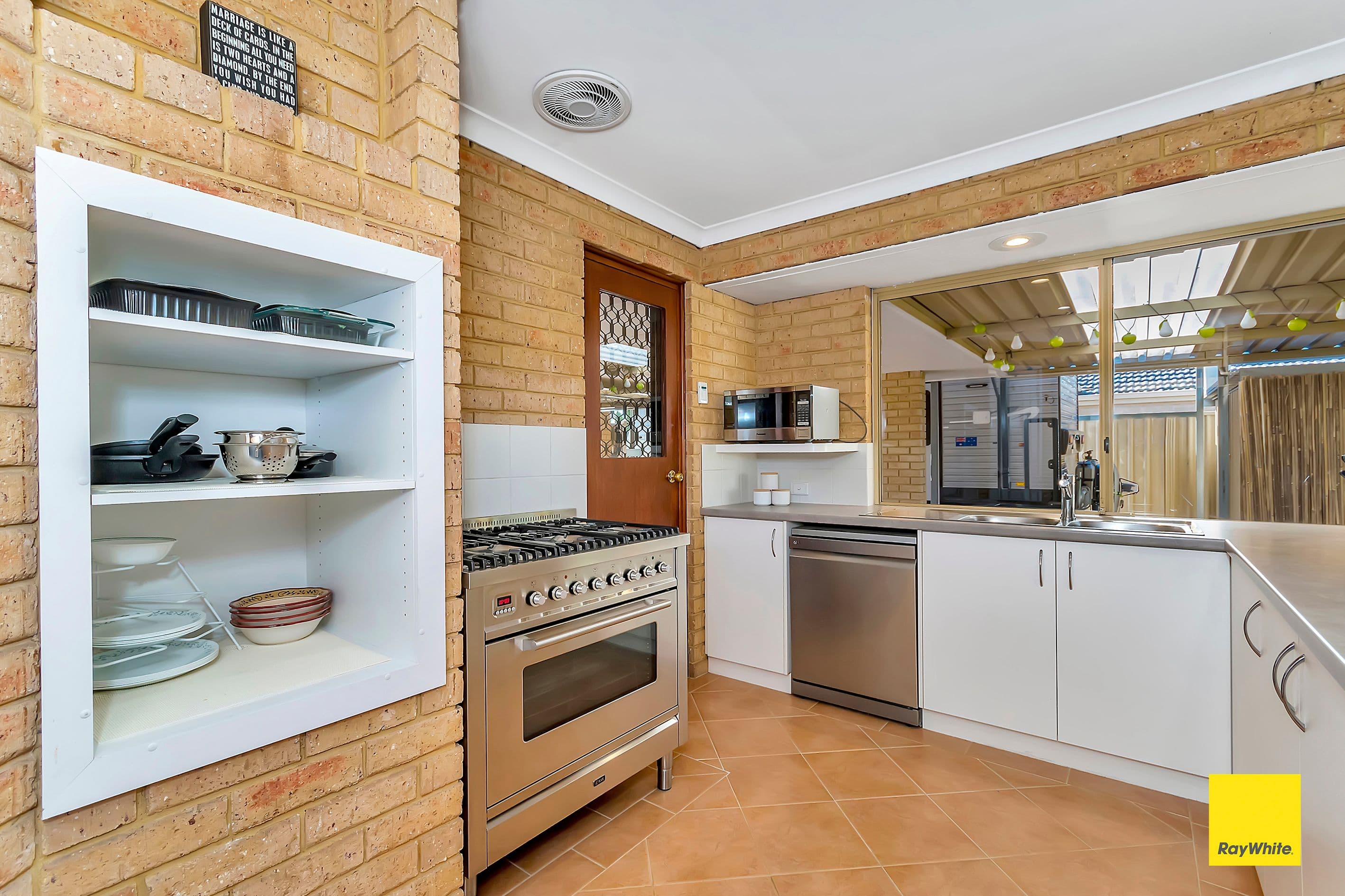 37 Cassia Way, Morley WA 6062, Morley - Thumbnail 7