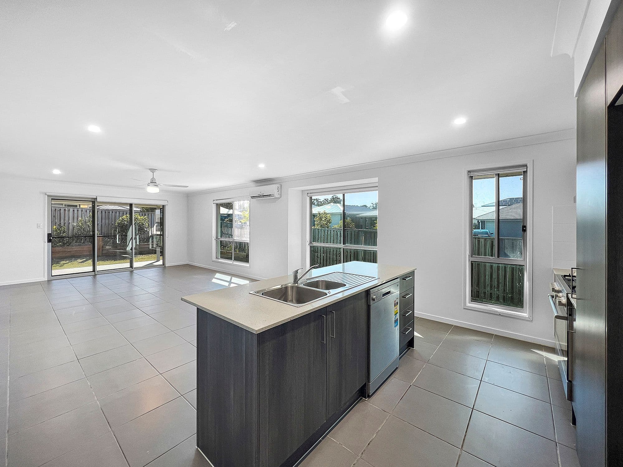 37 Wallace Street, Walloon QLD 4306, Walloon - Thumbnail 4