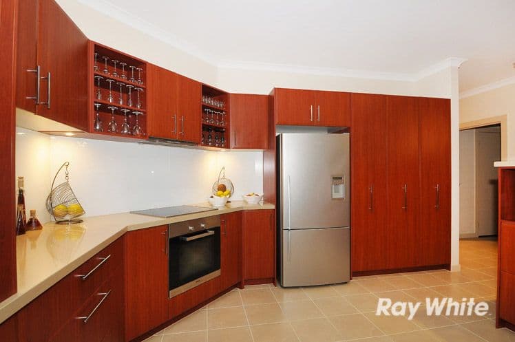 9 Flowering Gum Lane, SANDHURST VIC 3977, Sandhurst - Thumbnail 4
