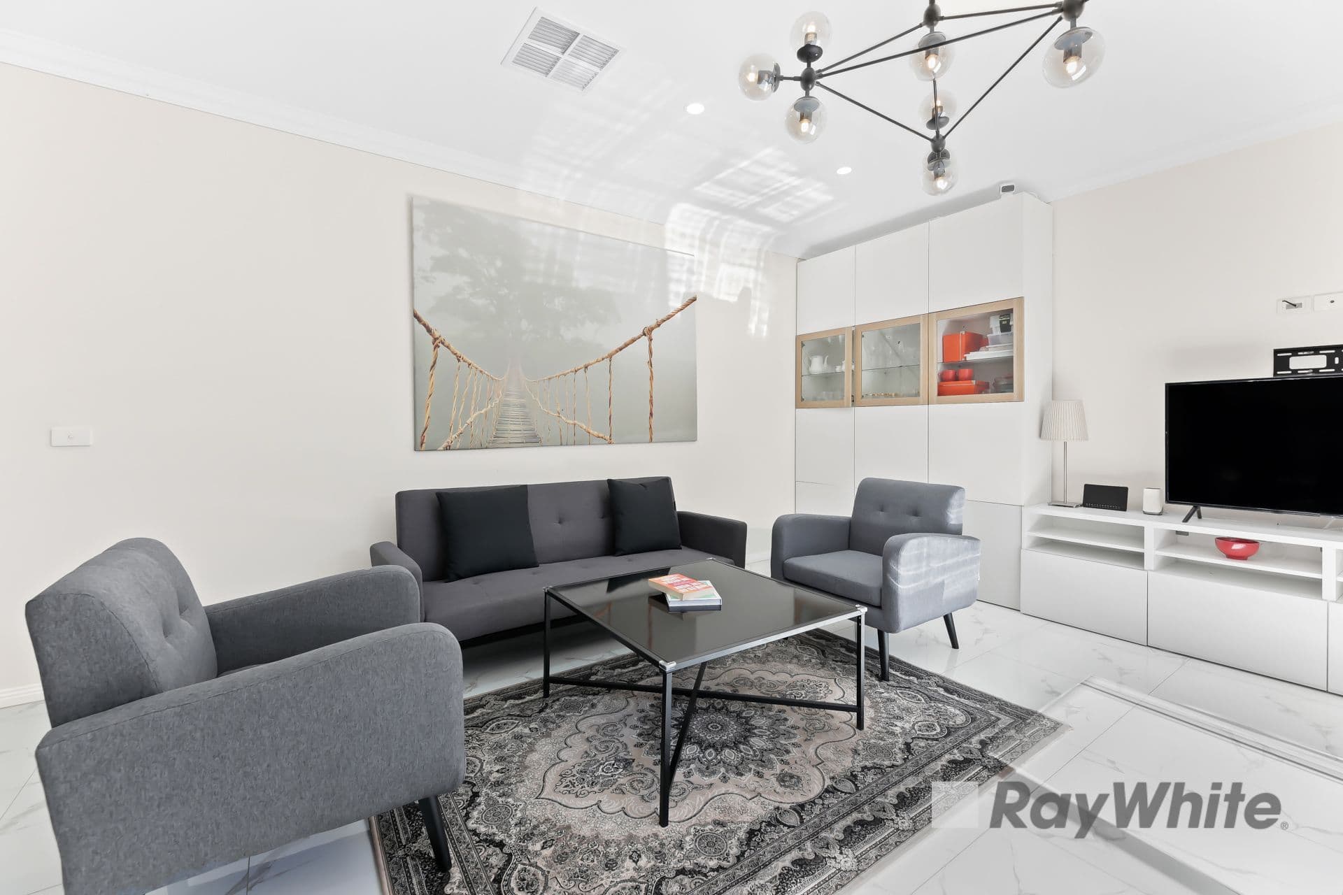 13 Mary Street, Hampton Park VIC 3976, Hampton Park - Thumbnail 4