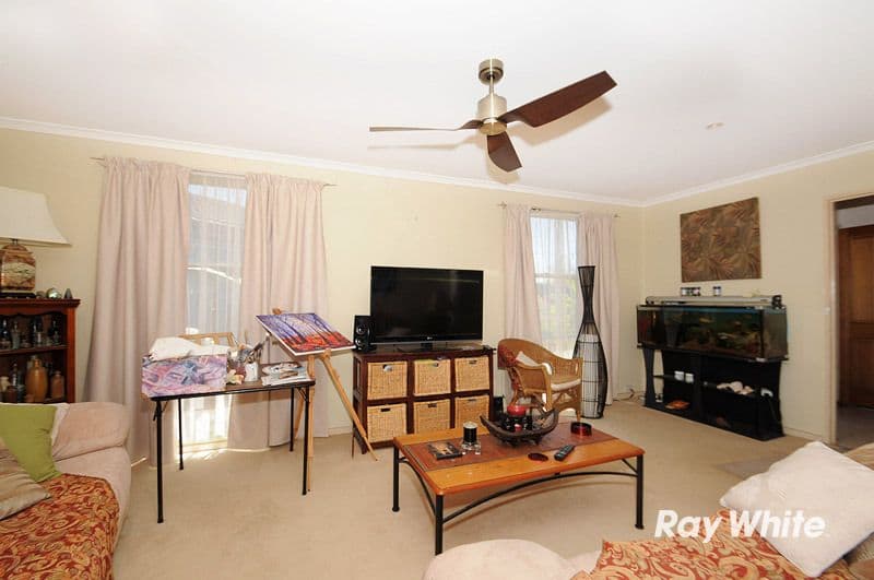 36 Valepark Crescent, CRANBOURNE VIC 3977, Cranbourne - Thumbnail 4