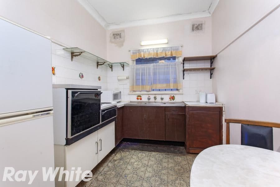 43 Hayes Road, SEVEN HILLS NSW 2147, Seven Hills - Thumbnail 4